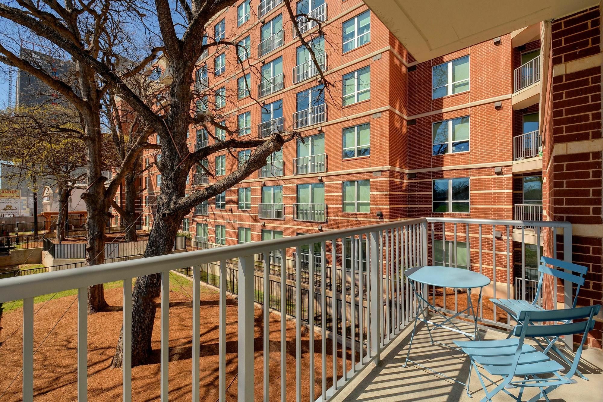 Апартаменты Locale Austin - Rainey Street Экстерьер фото